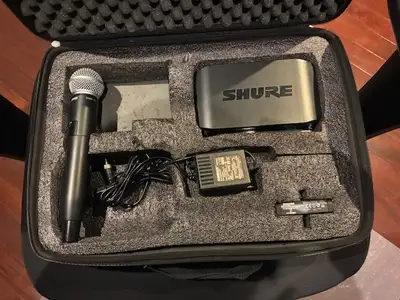 SHURE GLXD4 Receiver with SM58 Wireless mic, View more