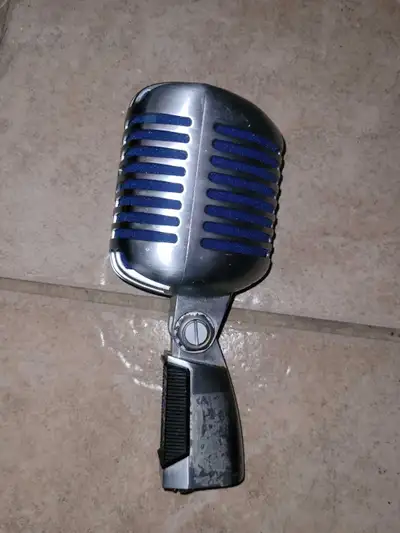 Shure 55SH Microphone, View more