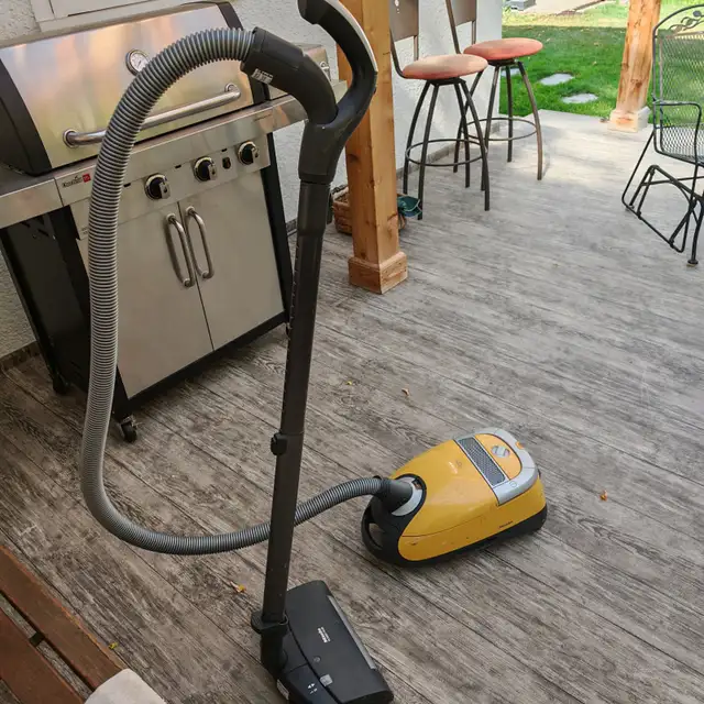 Miele Vacuum Cleaner63760463920897120
