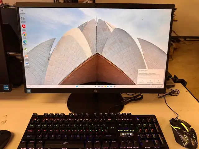 HP 22 All-in-One PC | Intel N100 | 8GB RAM | 256GB  SSD | WiN11 in Desktop Computers in Edmonton - Image 2