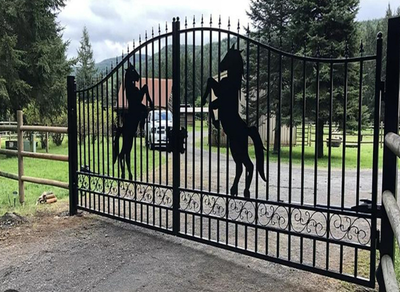 20ft Dual Swing Gates Artwork "Horse", View more