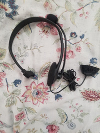 Xbox 360 headset (with mic)