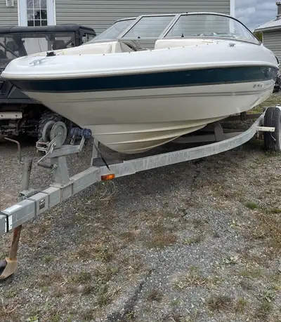 Selling my bayliner. Boat. Has seats up front domes with mooring covers and a full cover for storing...