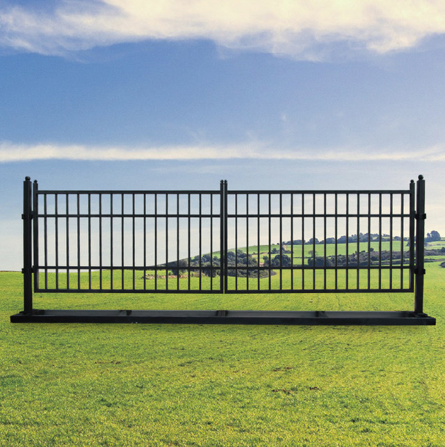 20FT Farm Metal Driveway Gate in Other in Thompson
