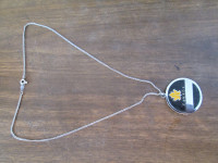 choker necklace with Canada pendant