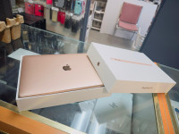 2019 Apple Macbook 13 inch display