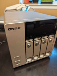 QNAP TVS-463 4 BAYS 2X4TB WD RED