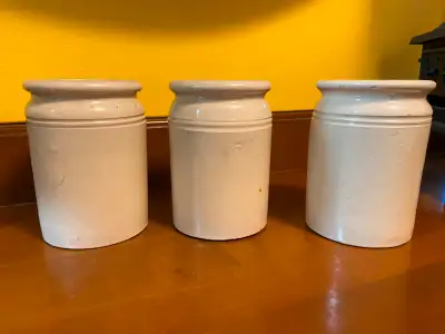 Vintage Small Hartley Stoneware Jam Jar Crock Creamy Gloss. Three small stoneware jam jars crocks wi...