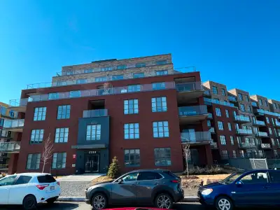 3 1/2 condo For Rent in Bois-Franc (St-Laurent) -close to REM