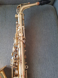 Alto Saxophone      Selmer La Voix II