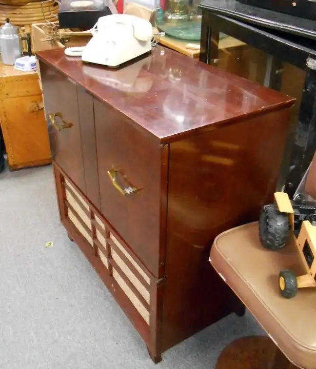 Meuble  de Rangement Audio - Buffet Vintage in TV Tables & Entertainment Units in Sherbrooke - Image 3