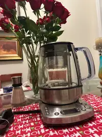 Breville Hot water Kettle & tea maker 
