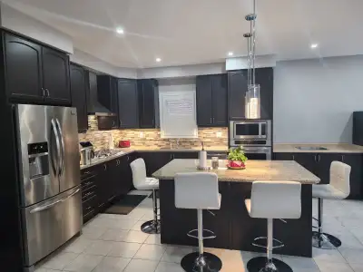 PRIVATE ROOM FOR RENT IN BRAMPTON Perfect for working professional, if you're working from home this...