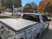 Tyger Auto T1 Roll Up Truck Bed Tonneau Cover F150 5.5'