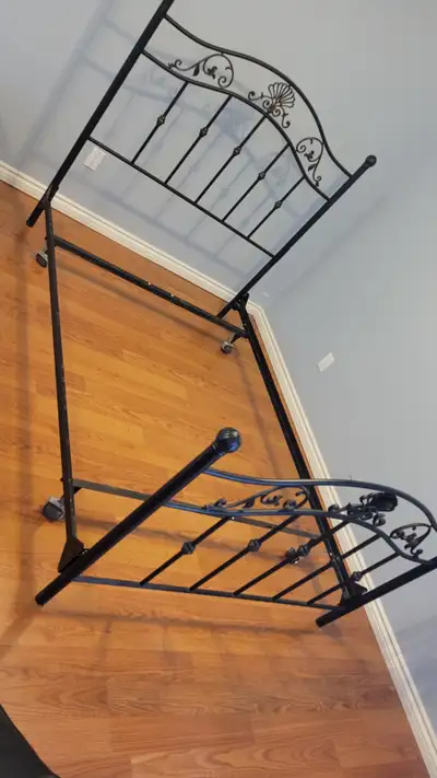 Double bedframe in black, View more