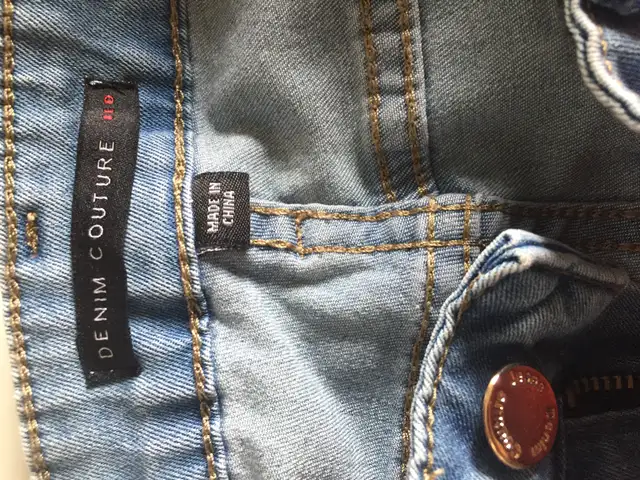 Jeans. in Women's - Bottoms in Kamloops - Image 7