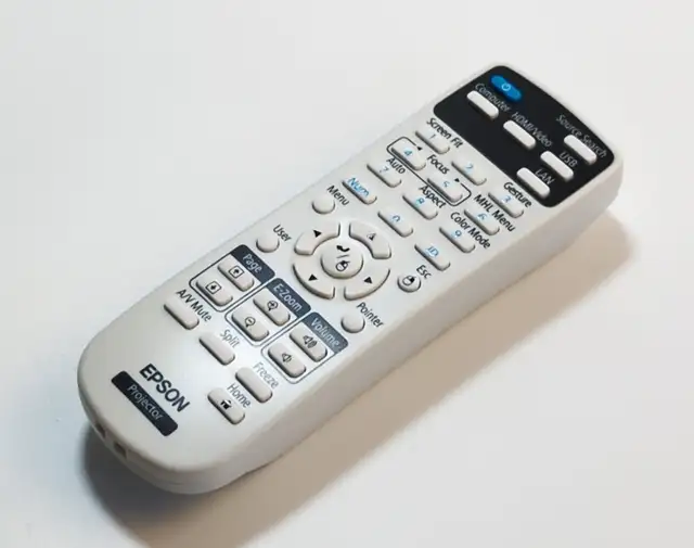 Epson Projector Remote Controller 217700200 For Epson H796A in Video & TV Accessories in City of Toronto - Image 3