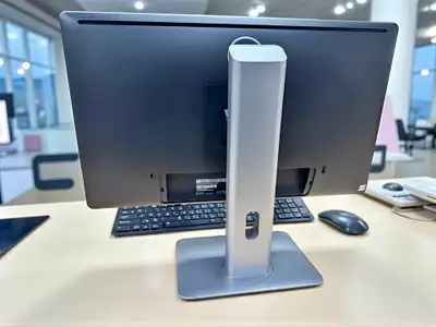 UNIWAY GOOD DEAL DELL 22'' 16:9 Monitor DP/VGA/DVI ports!, View more