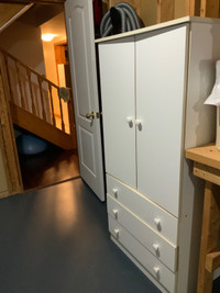 White Clothes Closet with Three Drawers