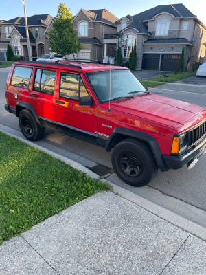 1994 Jeep Cherokee Sport 