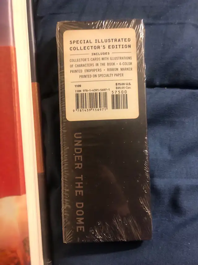 Under The Dome Illustrated edition - Stephen King in Fiction in Markham / York Region - Image 4