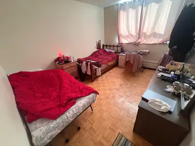 Room Sharing Available for a Girl – Fairview/Don Mills Area Address: 2980 Don Mills Rd W A sharing s...