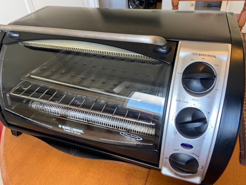 Grille-pain à fentes très larges Black & Decker Kitchen Tools avec 7 réglages, acier inoxydable, 4 tranches | Canadian Tire