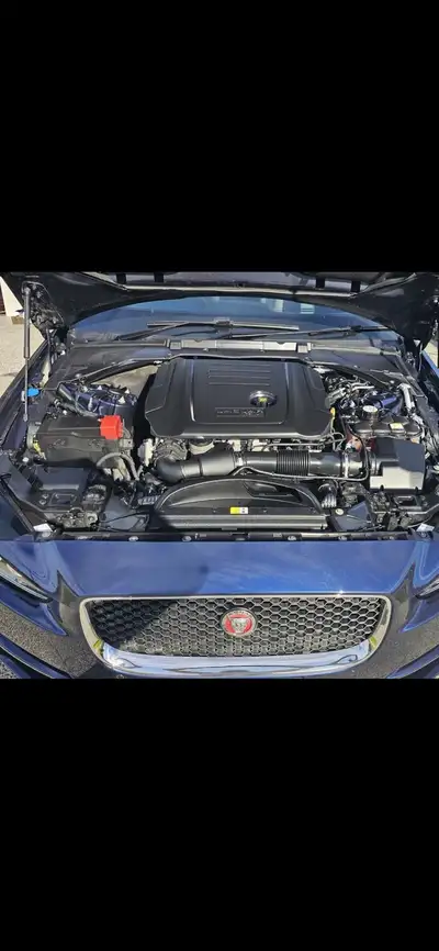 Looking for a great summer car that will turn heads? Look no further! Selling my 2016 Jaguar xe . It...