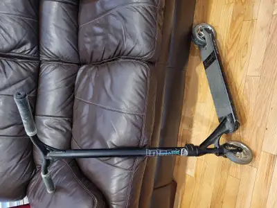 Prodigy s8 scooter! Like new, View more