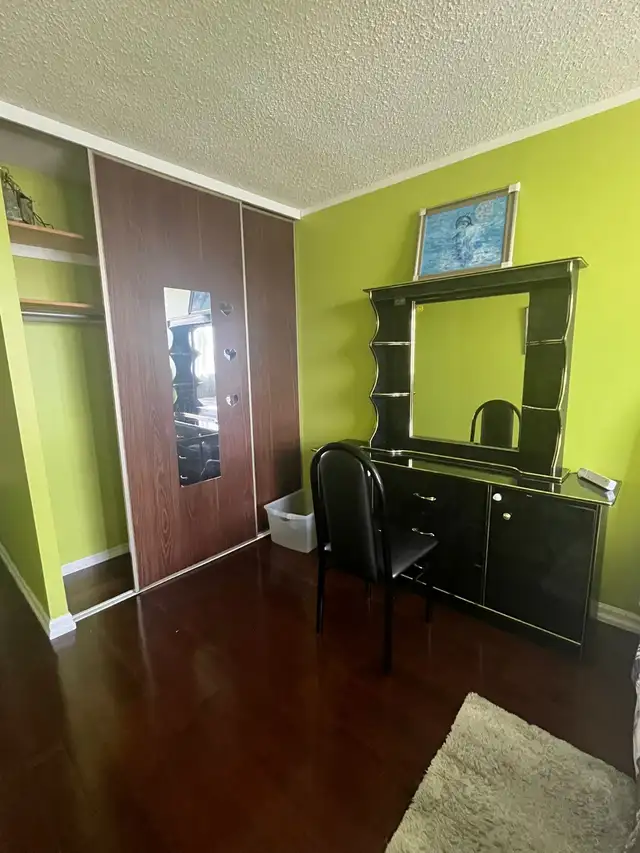 Room for Rent in Mississauga in Room Rentals & Roommates in Mississauga / Peel Region - Image 3