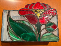 Stained Glass Box with attaching closing Lid