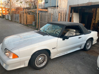 Mustang gt convertible 5.0 1992 automatique