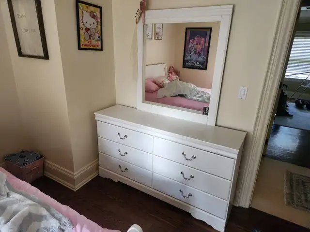 White Double Bed Bedroom Set in Beds & Mattresses in City of Toronto - Image 3