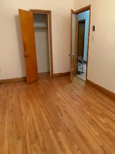 chambre à louer/ Share bedroom