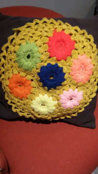 Vintage Retro Handmade Crochet Round Bed Couch Throw Boho pillow