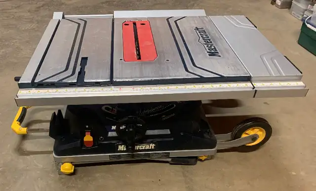 10 inch Mastercraft Table Saw In Excellent Condition in Power Tools in Red Deer - Image 7