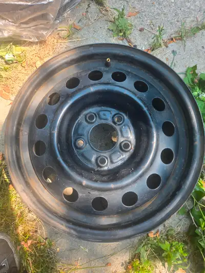 One steel rim 5X114 bolt pattern Located near Steeles and Islington