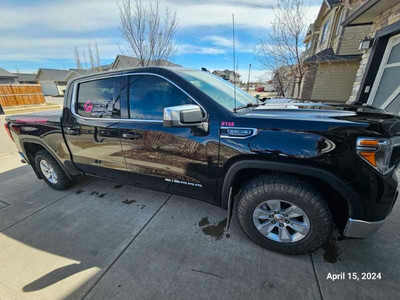 2022 GMC Sierra Limited 