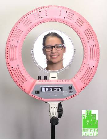 The Ultimate 18″ LED Ring Light w/Mirror + Cell Holder + Stand in General Electronics in City of Toronto - Image 3