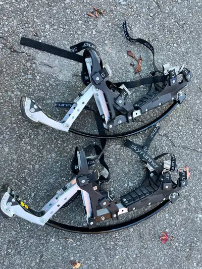Reach new heights with these Skyrunner jumping stilts, which are in good, pre-loved condition. These...