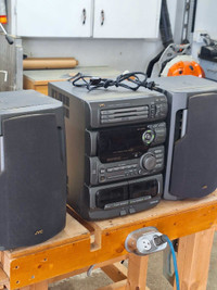 Portable stereo