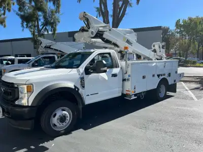 2020 Ford F550 Altec AT41-MH Bucket Truck Material Handler Outriggers Two man bucket Diesel 6.7 Powe...