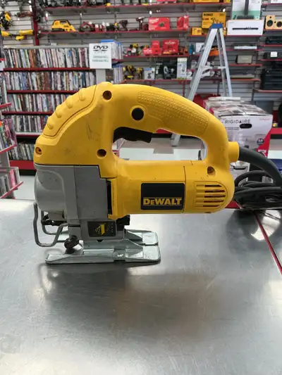 scie sauteuse Dewalt, View more