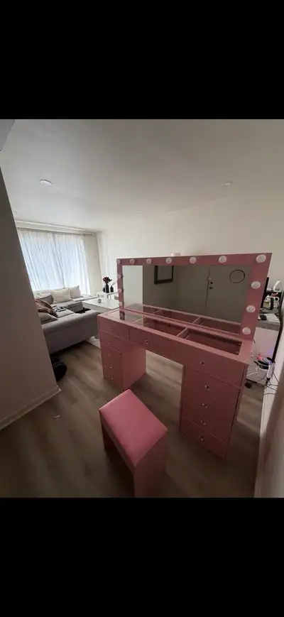 Pink Vanity Desk w Lighted Mirror & Stool, View more