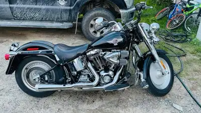 Check out this Harley-Davidson motorcycle with a fresh engine, ready to ride! This bike offers a cla...