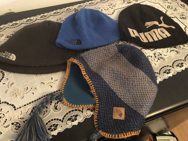 North face and Puma kids winter hats  in Multi-item in Gatineau