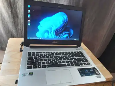 Laptop ASUS-i7 S46C Windows 11 Pro.. SSD 250GB. Memory 16GB.., View more