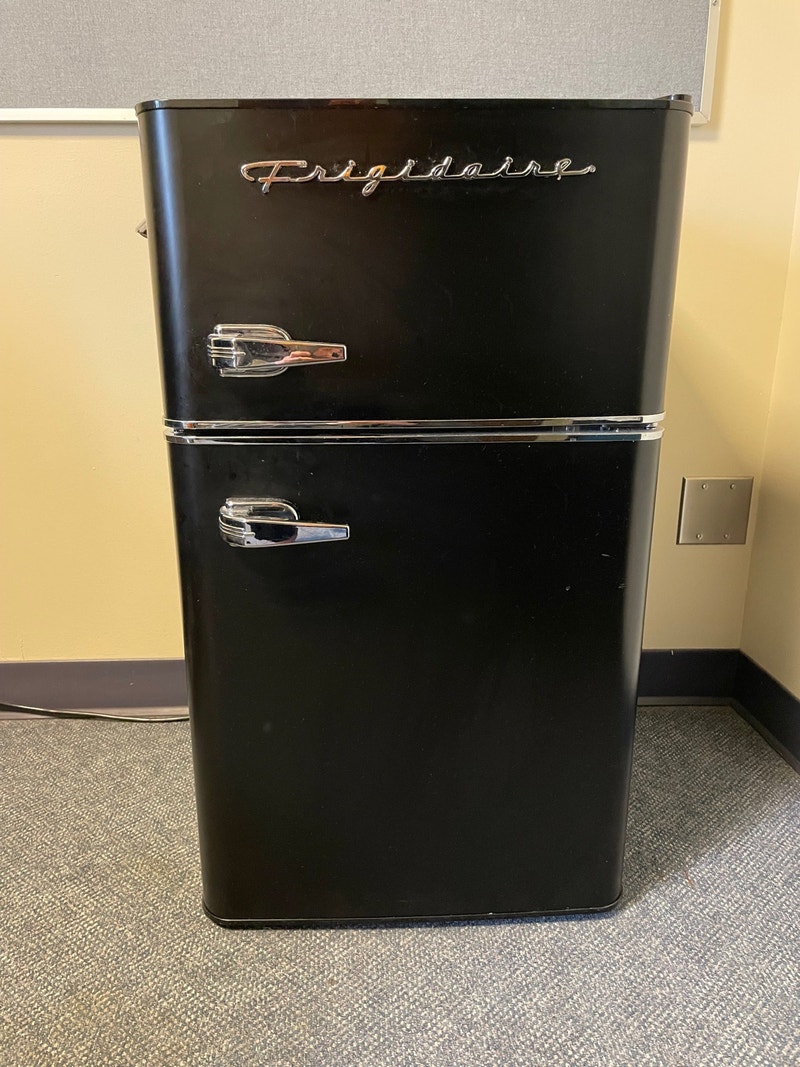 Mini Fridge Fridgidaire Refrigerators Victoria Kijiji