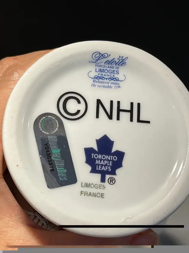 Sterling silver plated on porcelain flower vase in Arts & Collectibles in City of Toronto - Image 4