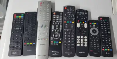 diverses telecommandes pour télé, View more